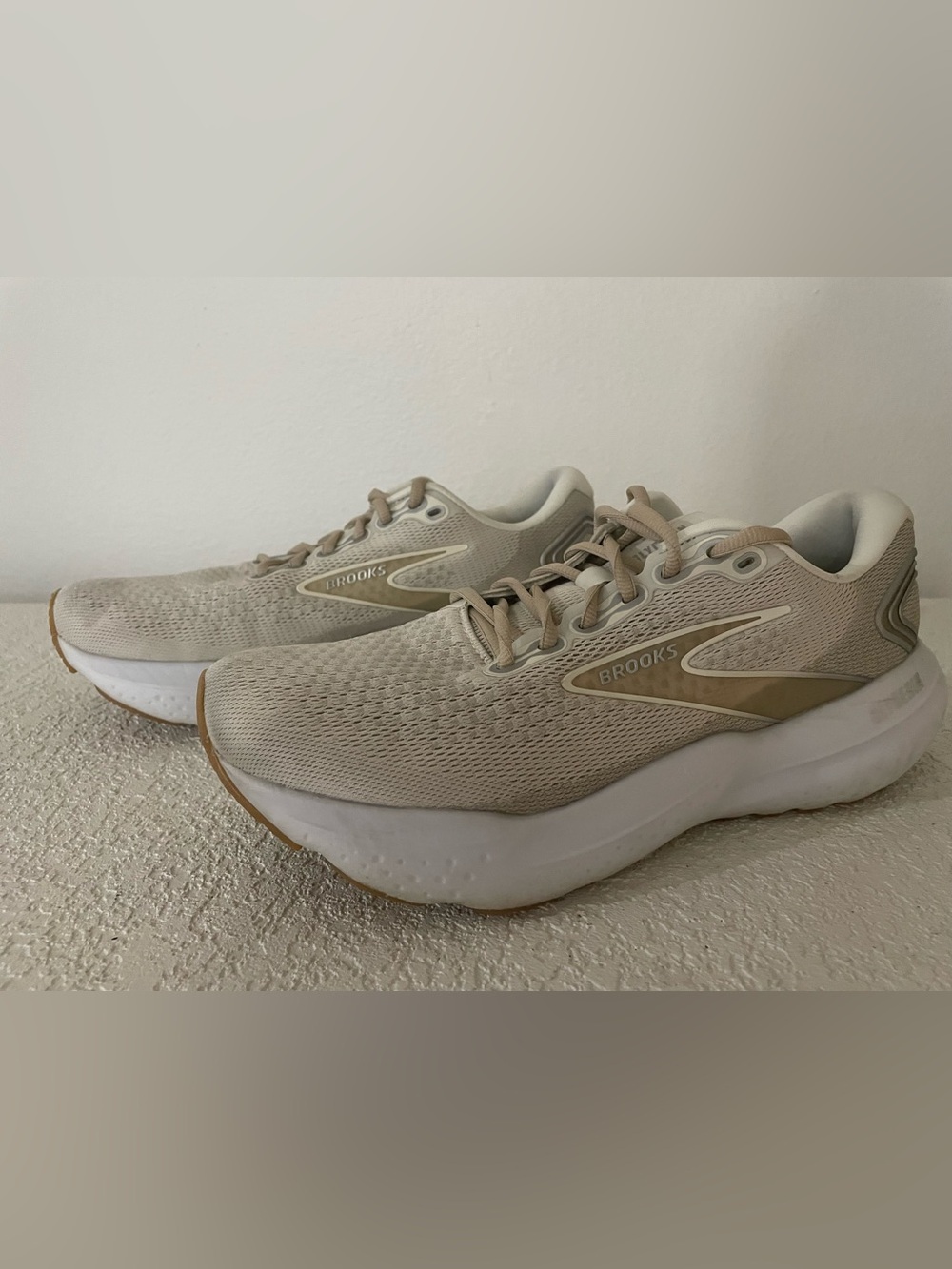 Brooks Glycerin 21 Sneakers Running Shoes Mens 10 Khaki Silver White